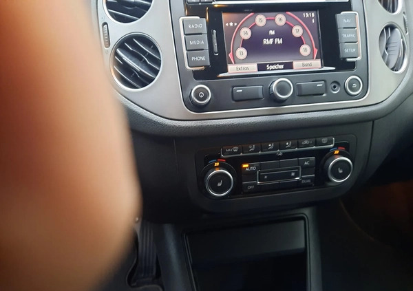 Volkswagen Tiguan cena 35900 przebieg: 208000, rok produkcji 2011 z Olsztyn małe 79